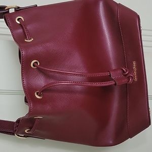 IsaacMizrahi Crossbody bucket bag